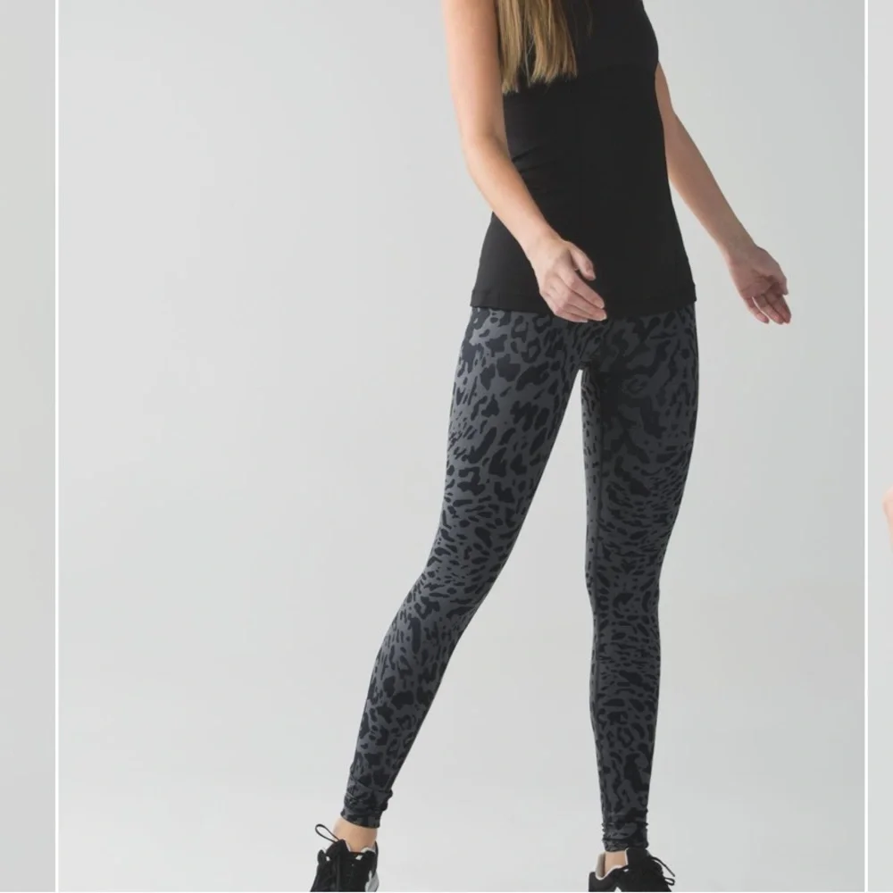 lululemon Wunder Under Pant‎ (Roll Down) Legging Animal Swirl Deep Coal